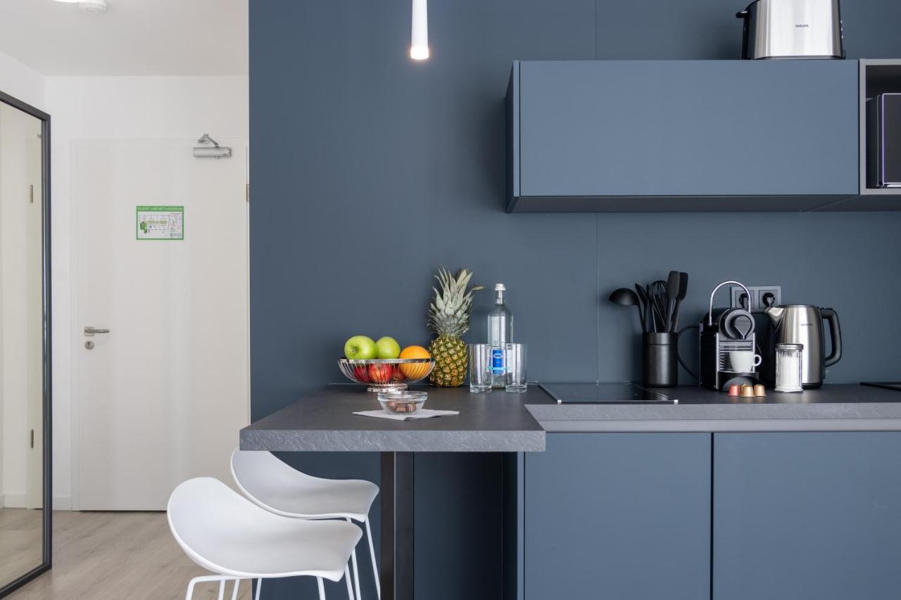 Zzzpace Smart-Hotel Bielefeld Zentrum Bagian luar foto